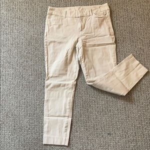 Women’s stretch jeans